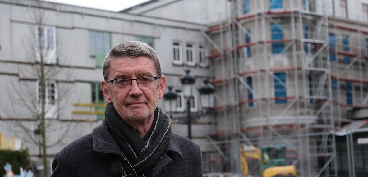 Parkmanager Wim Wauters en nieuw Plopsahotel