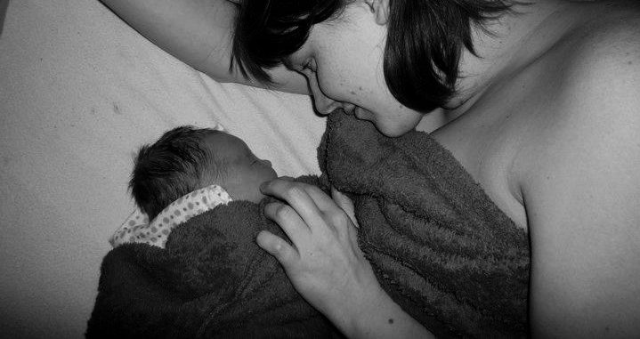 Laura Vanhalle met haar zoontje Lukas (foto: Laura Vanhalle)